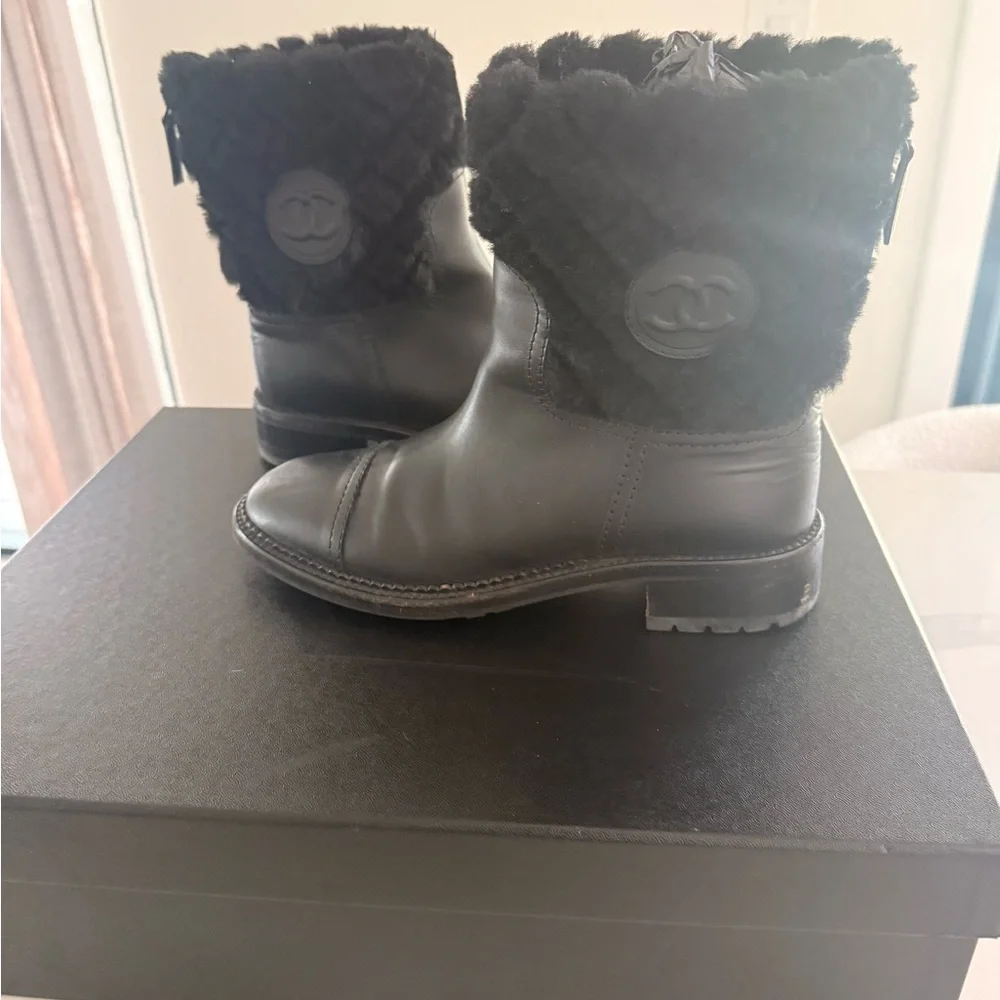 Authentic Chanel Black Cuff Boots - Picture 3 of 7